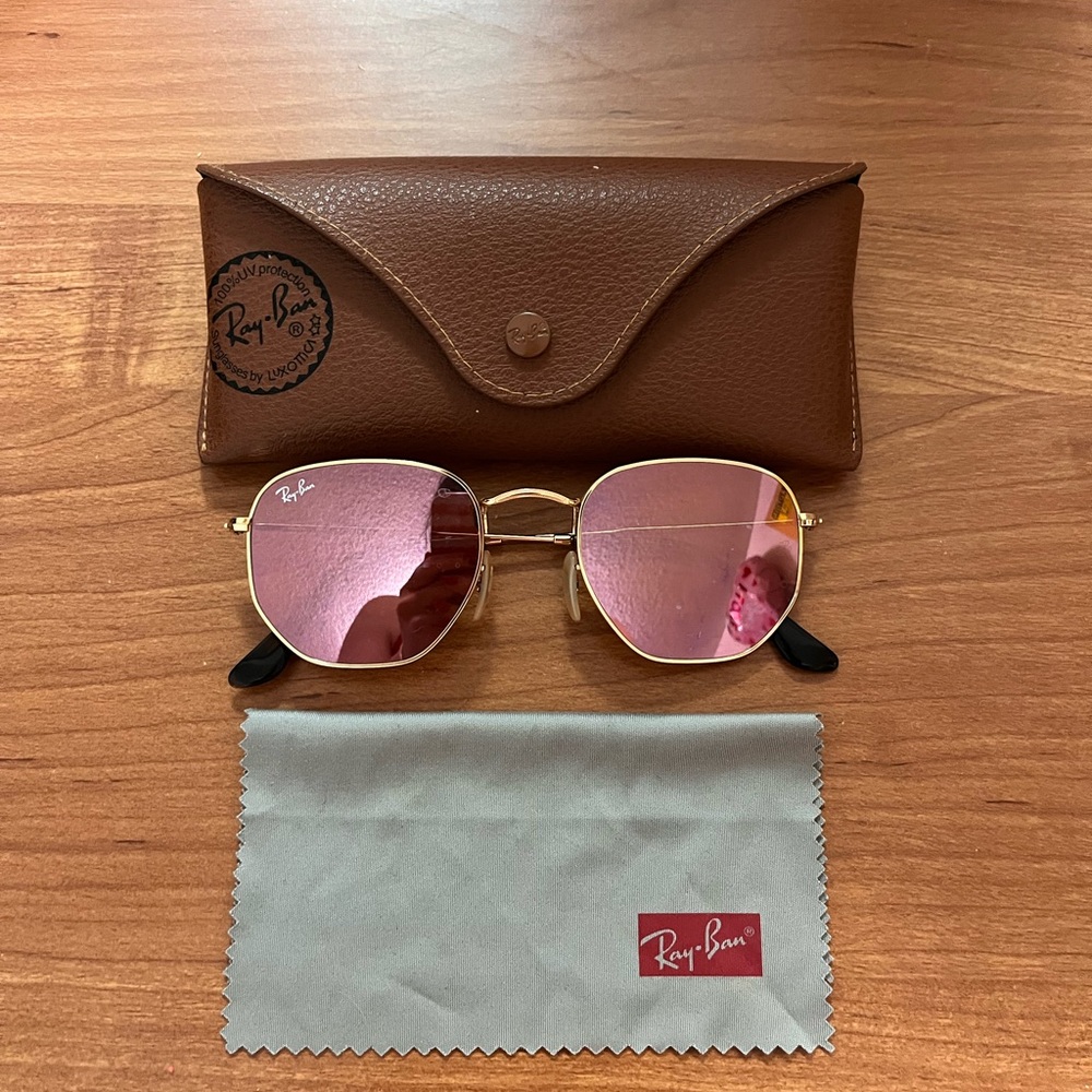 Ray-Ban Gold Frame Sunglasses with Pink Lenses